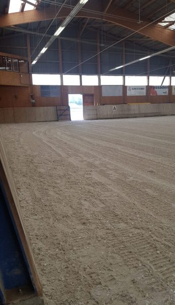 Neuer Hallenboden